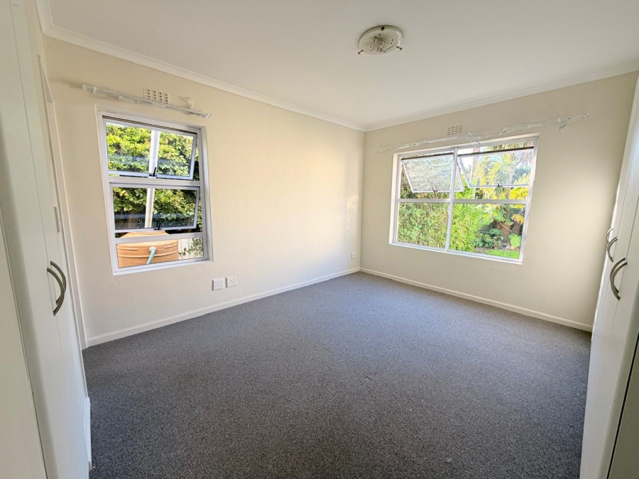 To Let 3 Bedroom Property for Rent in Pinehurst Western Cape